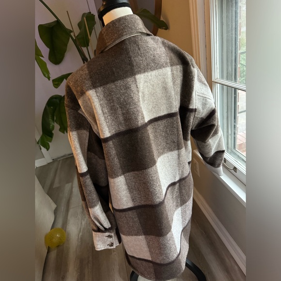 H&M Shacket - Picture 6 of 7